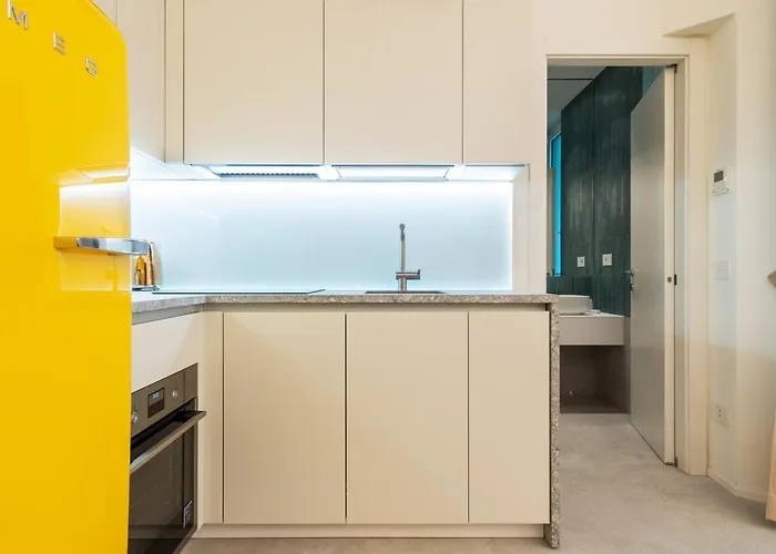 Esclusivo Nel Cuore Del Design E Moda Daire *