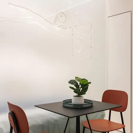 Esclusivo Monolocale Nel Cuore Del Design E Moda Διαμέρισμα *